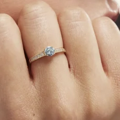 Bague Carrol Or Jaune Topaze Oxyde De Zirconium