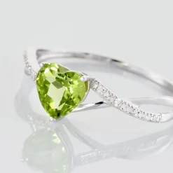 Bague Clothilde Or Blanc Peridot Et Oxyde
