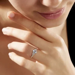 Bague Cyprille Or Blanc Topaze Et Oxyde De Zirconium