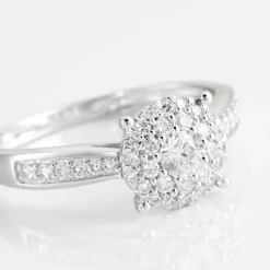 Bague Or Blanc Shirlene Diamant Synthetique