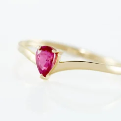 Bague Solitaire Goutte Or Jaune Rubis