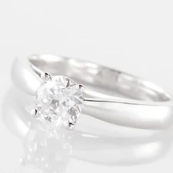 Bague Solitaire Iris Or Blanc Diamant