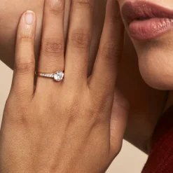 Bague Solitaire Or Jaune Oxyde De Zirconium