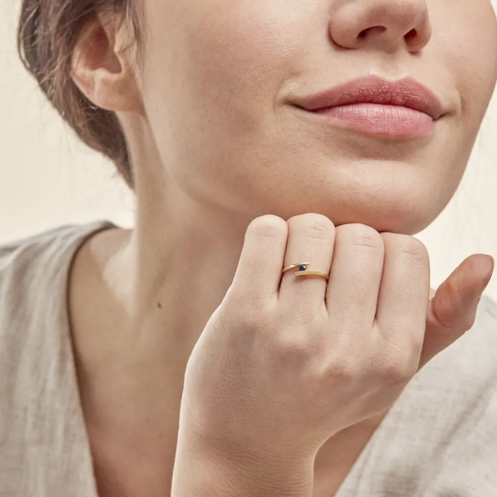 Bague Tamyra Serti Couteau Or Jaune Saphir
