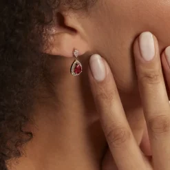 Boucles D'oreilles Pendantes Brigita Plaqué Or Pierre Et Oxyde