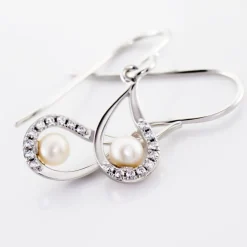 Boucles D'oreilles Pendantes Akiko Argent Perle De Culture Et Oxyde