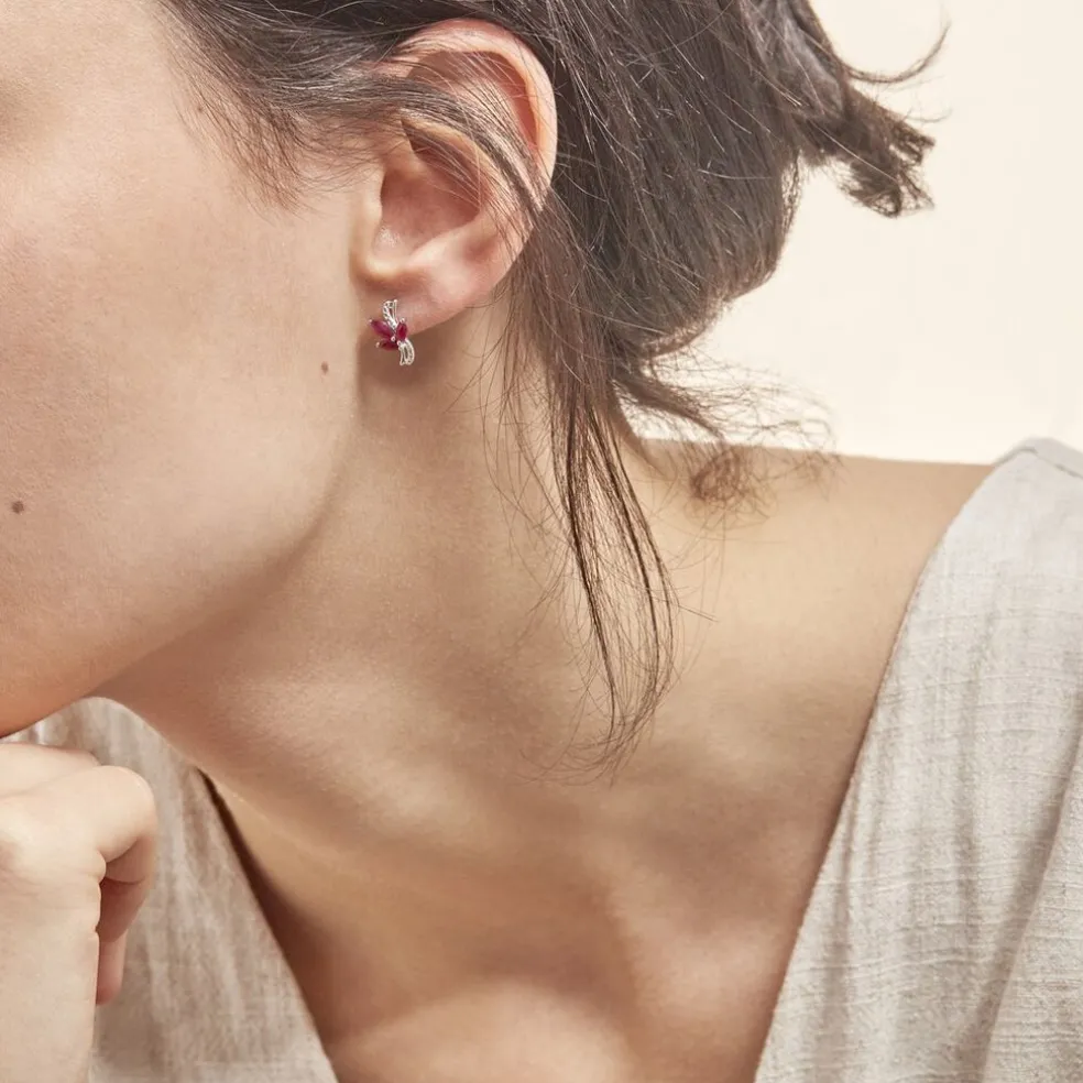 Boucles D'oreilles Puces Angie Or Blanc Diamant Et Rubis