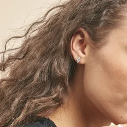 Boucles D'oreilles Puces Ainhoa Or Blanc Diamant