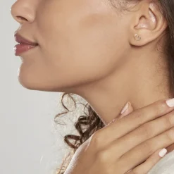 Boucles D'oreilles Puces Camomille Or Jaune Oxyde De Zirconium