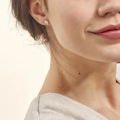 Boucles D'oreilles Puces Eleanor Dauphin 0 Or Jaune Strass