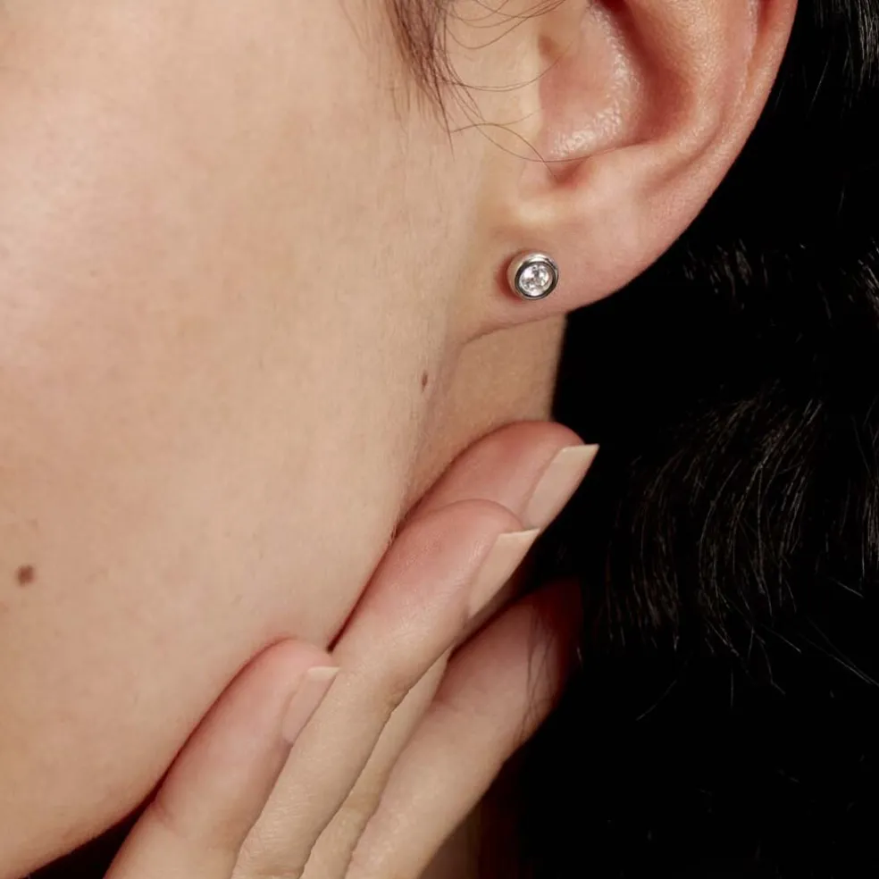 Boucles D'oreilles Puces Eden Serti Pneu Or Blanc Oxyde De Zirconium