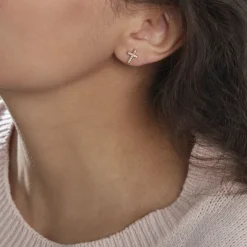 Boucles D'oreilles Puces Fatos Plaqué Or Oxydes De Zirconium