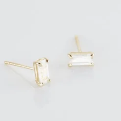 Boucles D'oreilles Puces Giroflee Or Jaune Oxyde