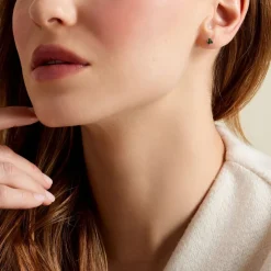 Boucles D'oreilles Puces Istoria Plaqué Or Jaune Spinelle