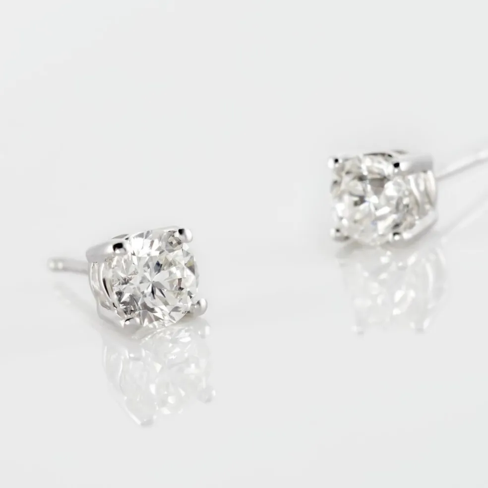 Boucles D'oreilles Puces Or Blanc Victoria Diamants