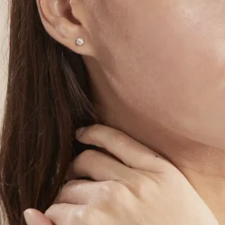 Boucles D'oreilles Puces Or Jaune Diamants Synthetique