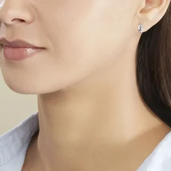 Boucles D'oreilles Puces Rosalyne Or Blanc Saphir Et Diamant