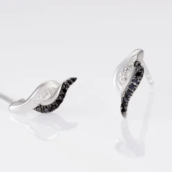 Boucles D'oreilles Puces Sculptural Or Blanc Diamant