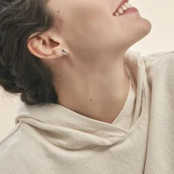 Boucles D'oreilles Puces Sakina Or Jaune Saphir Et Diamant Et Divers