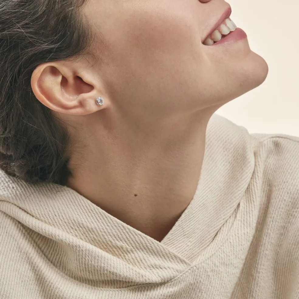 Boucles D'oreilles Puces Vrille Ovale Or Blanc Topaze