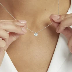 Collier Collection Aphrodite Or Blanc Diamant Synthetique