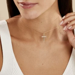 Collier Croix Or Jaune Diamant