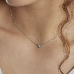 Collier Or Blanc Febe Emeraude Diamant