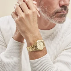 Montre Festina Classics Doré