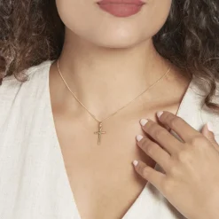 Pendentif Benny Croix Ciselee Or Jaune