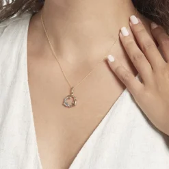 Pendentif Haizia Trio Dauphins Or Tricolore