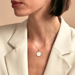 Pendentif Marie Or Jaune Nacre
