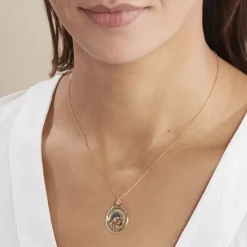 Pendentif Vierge A L'enfant Ovale Or Jaune